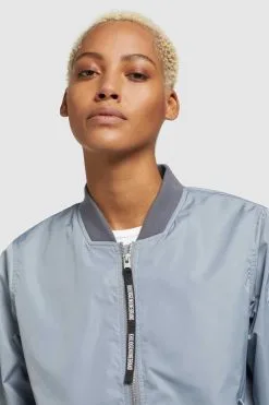 Khujo Tussenjassen Tussenjas STENCE Dames Smoky Blue -Aanbiedingen Khujo Winkel 0e863676a153fd2dba9c4afd05fa2114